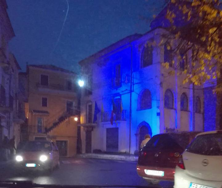 Palazzo cavalcanti in blu