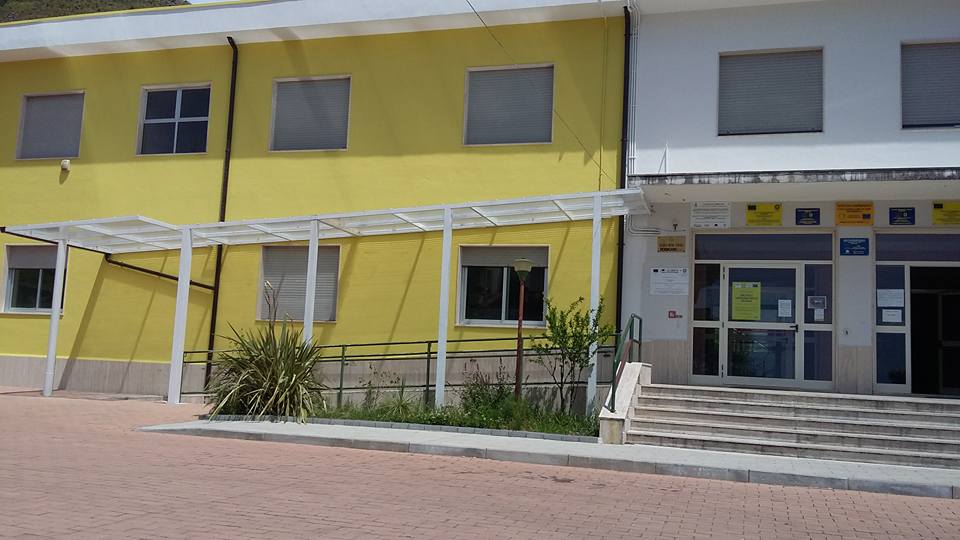 Istituto scolastico via Molinelli